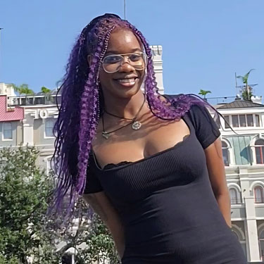 Kellie-Hughes.jpg